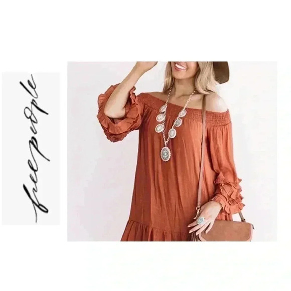 🆕Free People Tea Combo Rust Long Sleeve Smocked Off Shoulder Tunic Lace Edge M🆕 - Picture 1 of 8